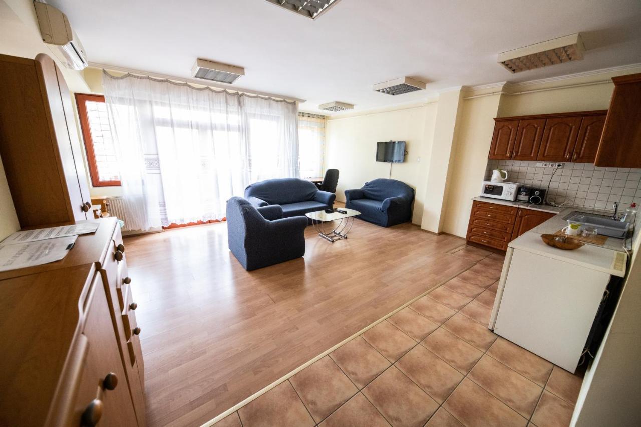 Elit Apartman Apartment Debrecen Exterior photo